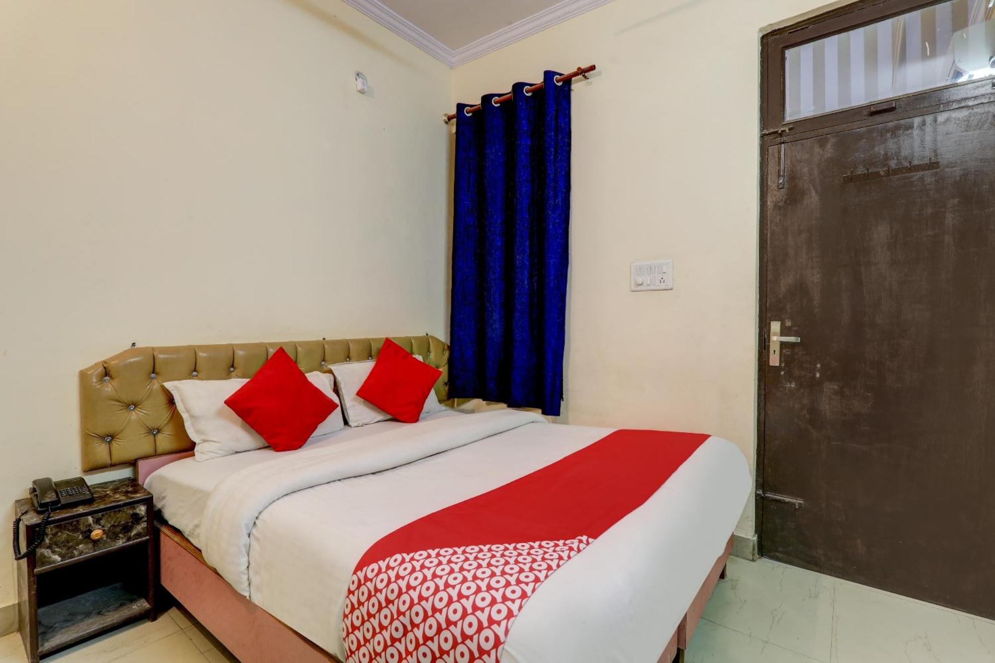 Hotel O Moon Palace Near Sahara Ganj Mall Лакнау Екстериор снимка